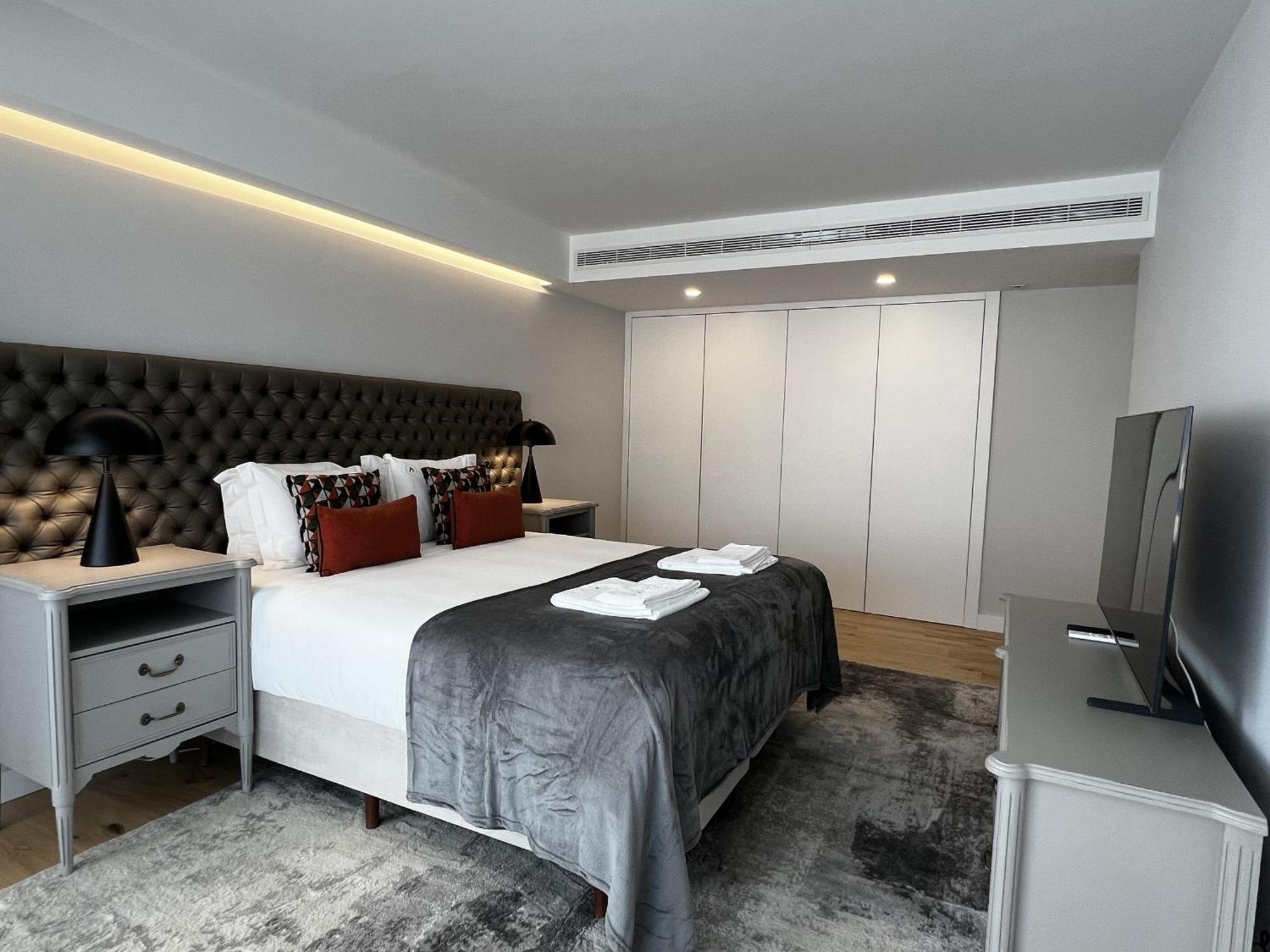 Atrium, Luxury With Sea View And Pool *